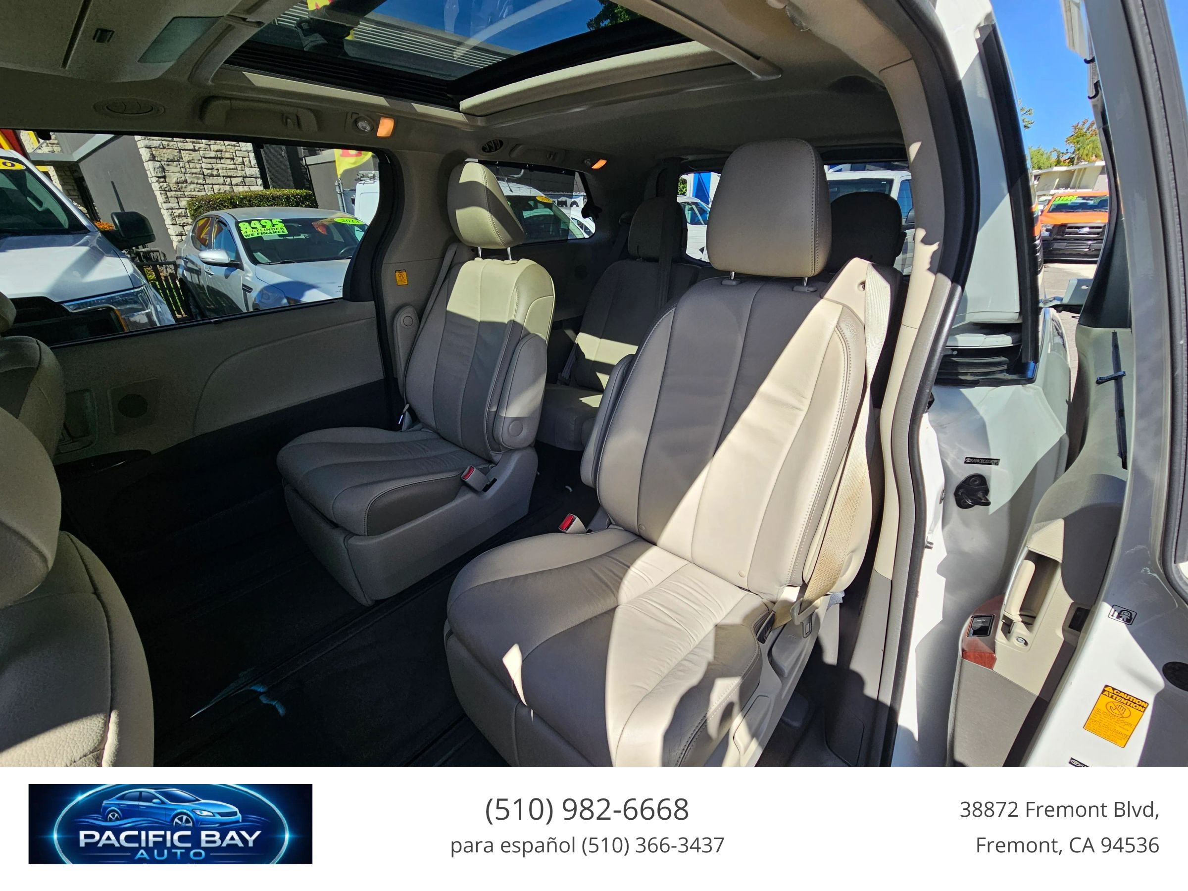 Used 2013 Toyota Sienna Limited w/ Premium Pkg FWD image 15