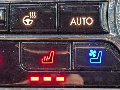 Used 2023 Lincoln Aviator Black Label w/ Dynamic Handling Package image 26