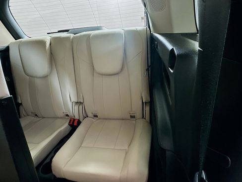 Used 2022 Mercedes-Benz GLB 250 image 30