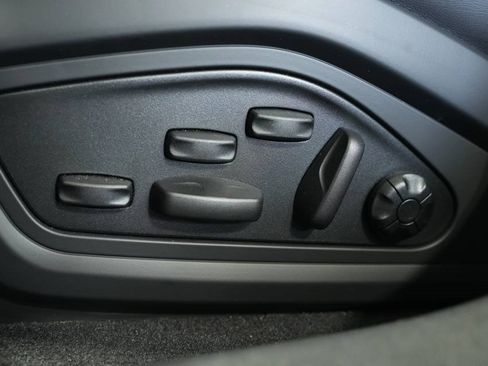 Used 2025 Porsche Taycan Turbo GT image 33