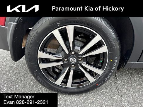 Used 2020 Nissan Kicks SV FWD image 9