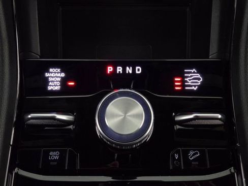 Used 2023 Jeep Grand Cherokee Overland w/ Luxury Tech Group IV image 27