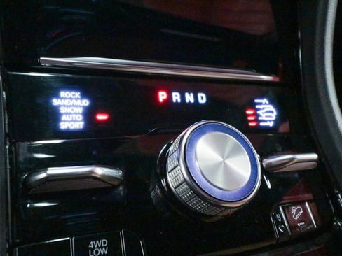 Used 2022 Jeep Grand Cherokee Summit w/ Advanced Protech Group IV image 17