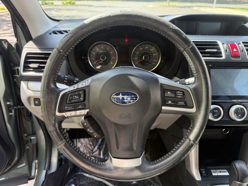 Used 2016 Subaru Forester 2.5i Limited AWD/4WD image 14