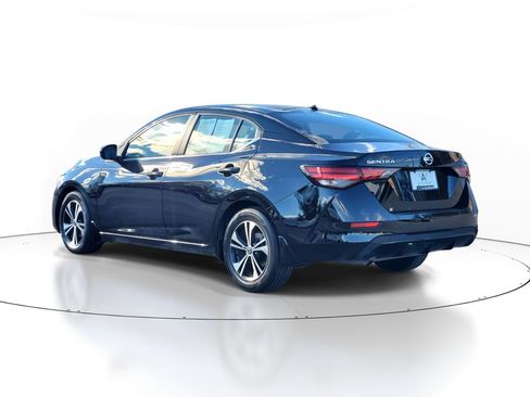 Used 2023 Nissan Sentra SV image 3