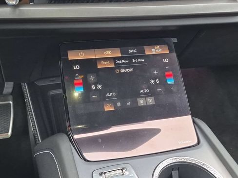 New 2027 Cadillac Vistiq Sport AWD/4WD image 12