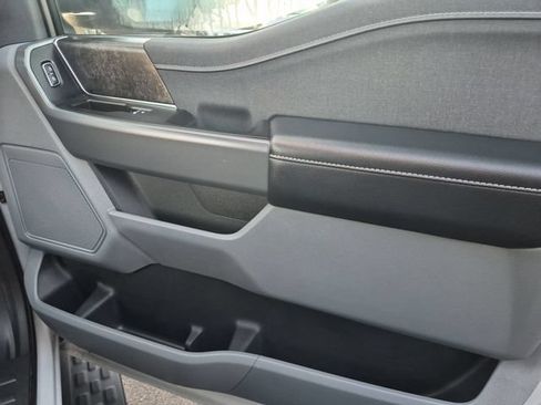 Used 2024 Ford F150 Lightning XLT AWD/4WD image 33