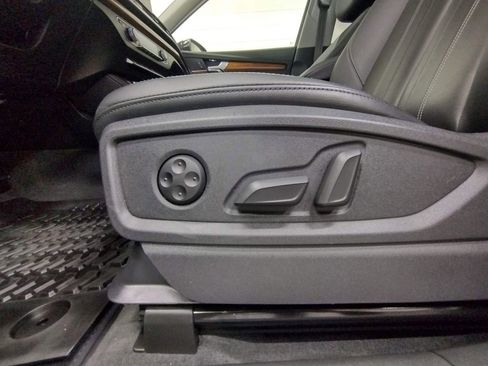 Used 2023 Audi Q5 2.0T Premium Plus w/ Premium Plus Package image 23