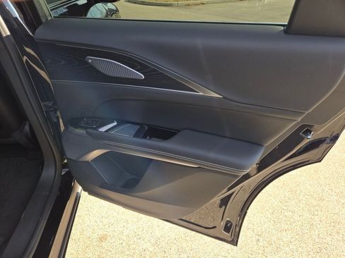 New 2026 Cadillac Lyriq Signature Sport image 10