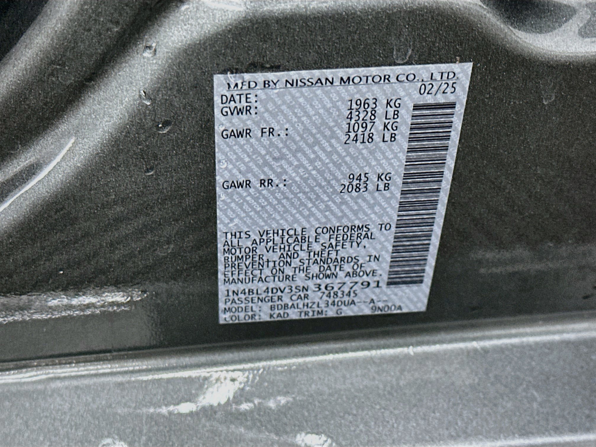 Used 2025 Nissan Altima 2.5 SV FWD image 12