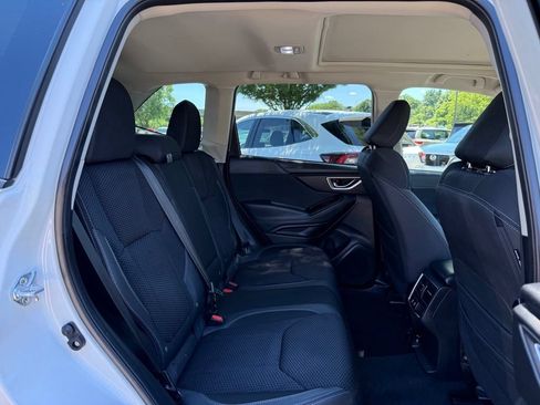 Used 2024 Subaru Forester Premium AWD/4WD image 28