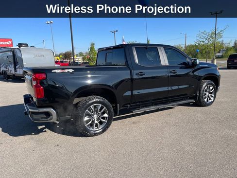 Used 2023 Chevrolet Silverado 1500 LT w/ Convenience Package II AWD/4WD image 6