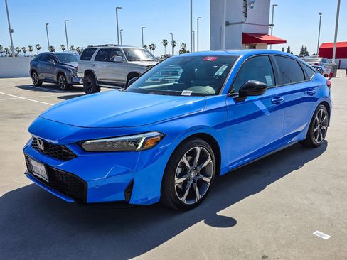 Used 2025 Honda Civic Sport Touring image 3