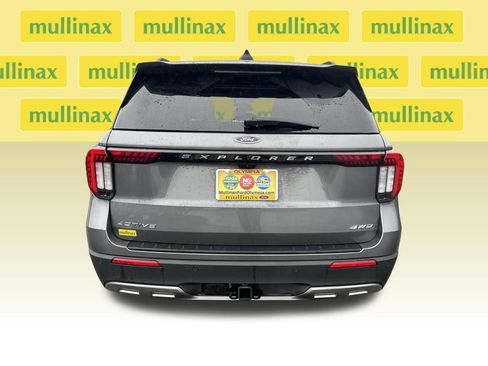 Used 2026 Ford Explorer Active w/ Active Comfort Package image 31