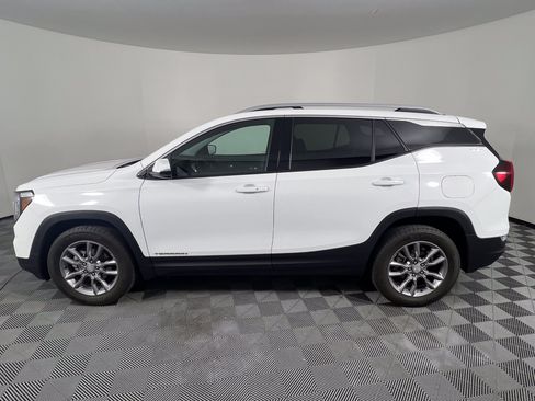 Used 2023 GMC Terrain SLT AWD/4WD image 9