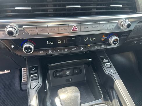 Used 2022 Kia Telluride SX w/ SX Prestige Package AWD/4WD image 17