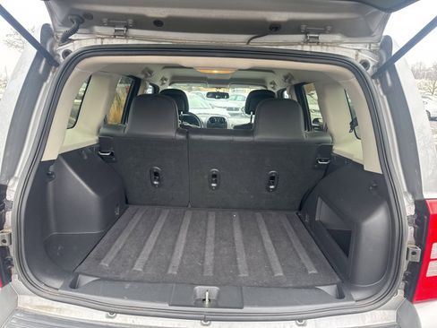 Used 2017 Jeep Patriot Sport w/ Power Value Group image 3