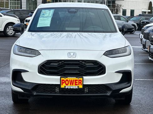 Used 2025 Honda HR-V Sport image 9