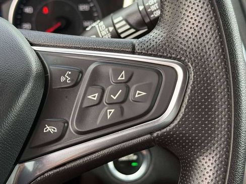 Used 2023 Chevrolet Equinox LS w/ LS Convenience Package FWD image 23