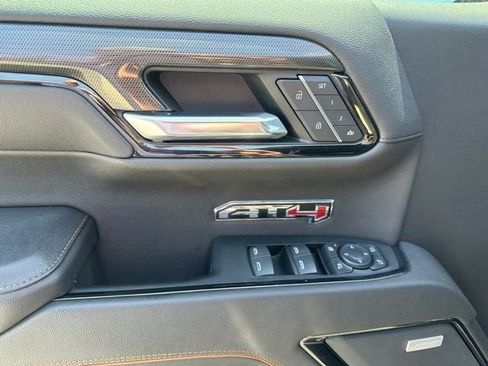 Certified 2023 GMC Sierra 1500 AT4 w/ Technology Package AWD/4WD image 19