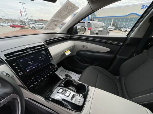 Used 2023 Hyundai Tucson Blue image 13