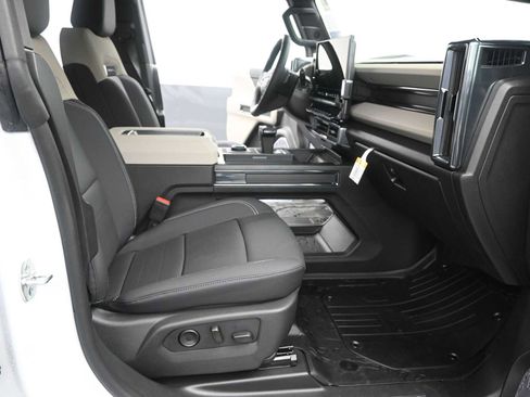 New 2026 GMC Hummer EV 4x4 Crew Cab image 20