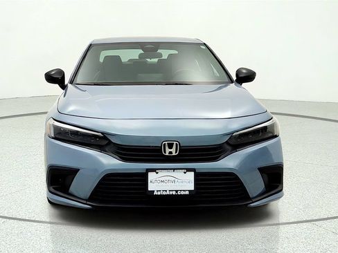 Used 2024 Honda Civic Sport image 2