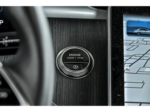 Certified 2023 Mercedes-Benz C 300 4MATIC Sedan image 17