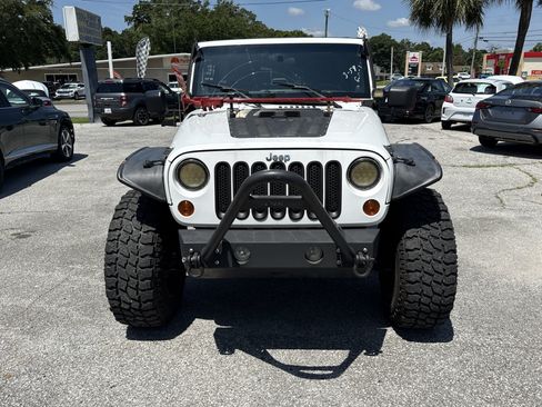 Used 2012 Jeep Wrangler Unlimited Sport AWD/4WD image 8