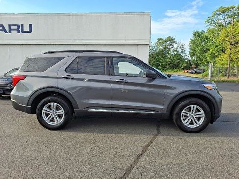 Certified 2023 Ford Explorer XLT w/ Equipment Group 202A AWD/4WD image 8
