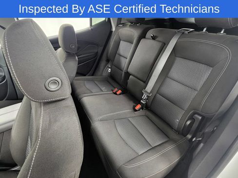 Used 2024 GMC Terrain SLE AWD/4WD image 12