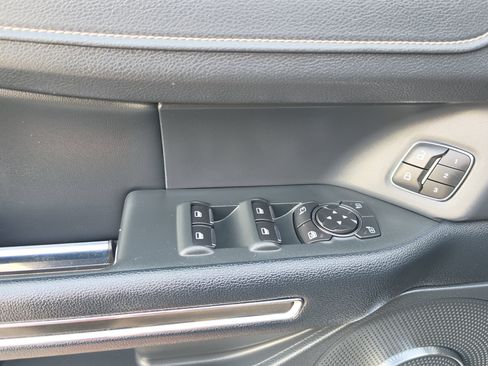 Used 2022 Ford Expedition XLT RWD image 11