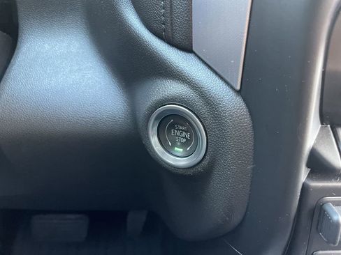 Used 2019 GMC Sierra 1500 SLT w/ SLT Premium Package AWD/4WD image 26