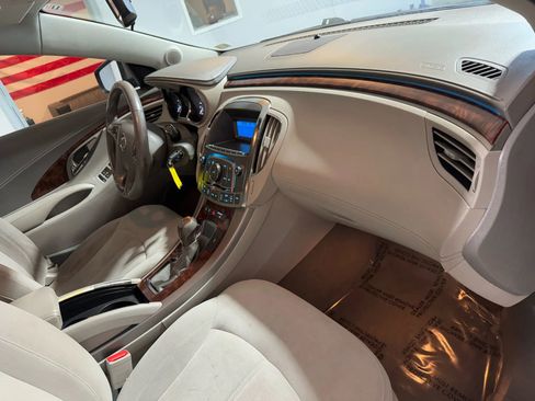 Used 2012 Buick LaCrosse image 15