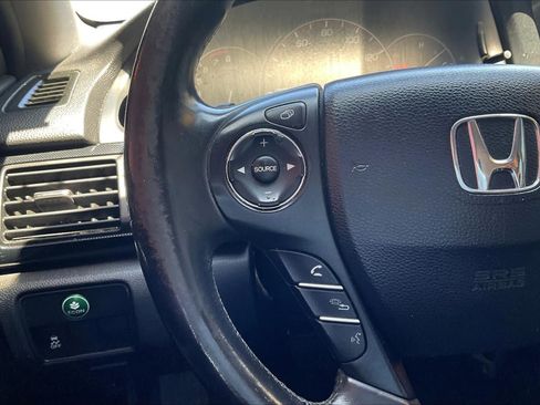 Used 2015 Honda Accord Sport image 18