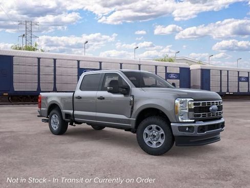 New 2026 Ford F250 XLT w/ FX4 Off-Road Package AWD/4WD image 7