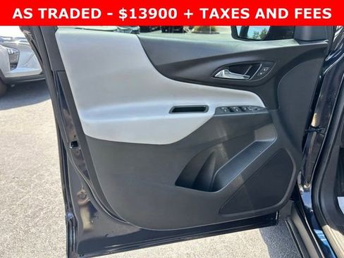 Used 2020 Chevrolet Equinox LS FWD image 12