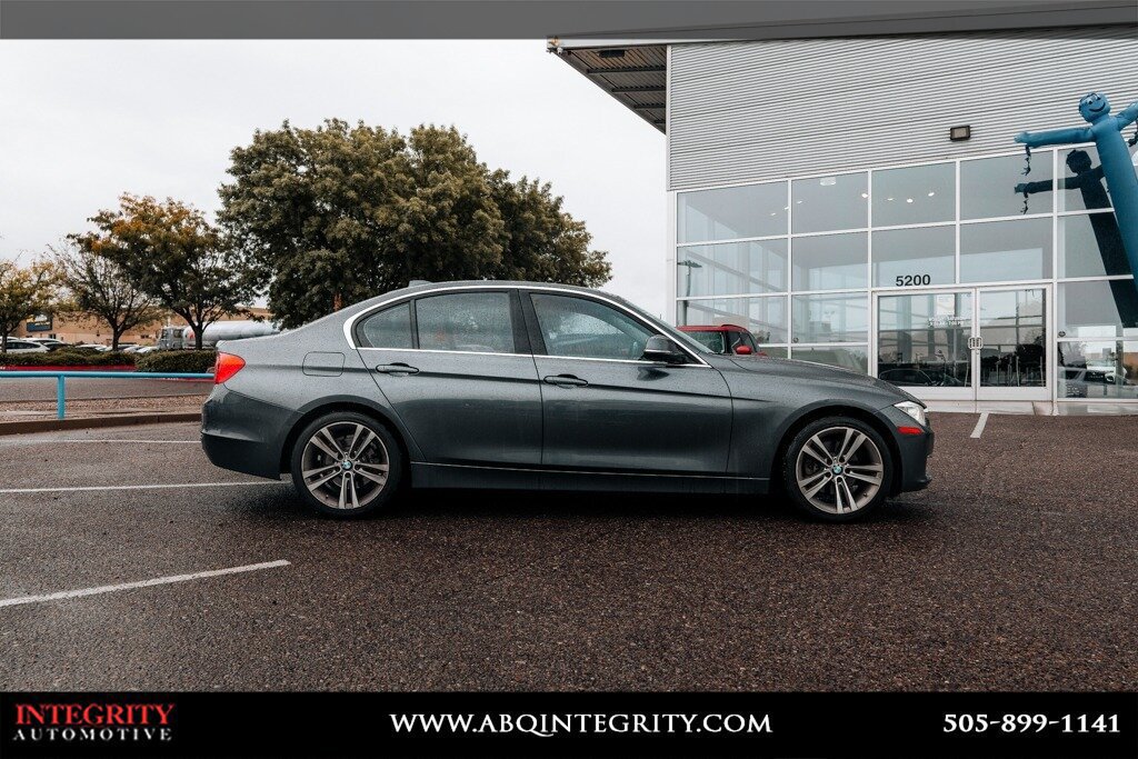 Used 2013 BMW 328i xDrive Sedan AWD/4WD image 8