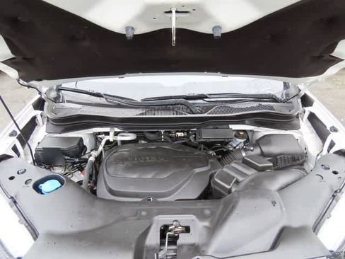 Used 2023 Honda Passport TrailSport image 10