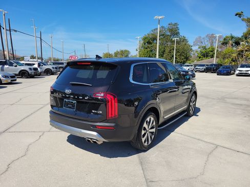 Certified 2021 Kia Telluride EX w/ EX Premium Package image 4
