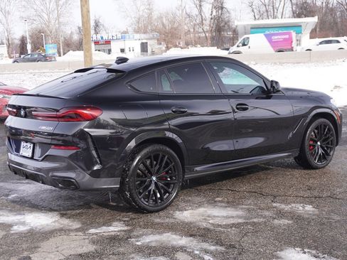Used 2022 BMW X6 M50i w/ Executive Package image 17