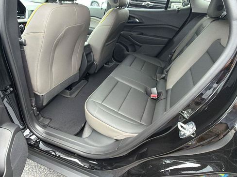 New 2026 Chevrolet Trax ACTIV w/ Driver Confidence Package FWD image 18