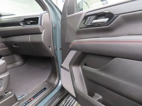 Used 2026 GMC Yukon XL AT4 Ultimate AWD/4WD image 34