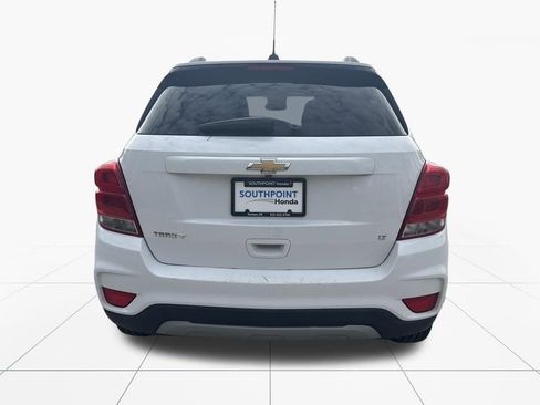 Used 2017 Chevrolet Trax LT w/ LT Convenience Package image 7