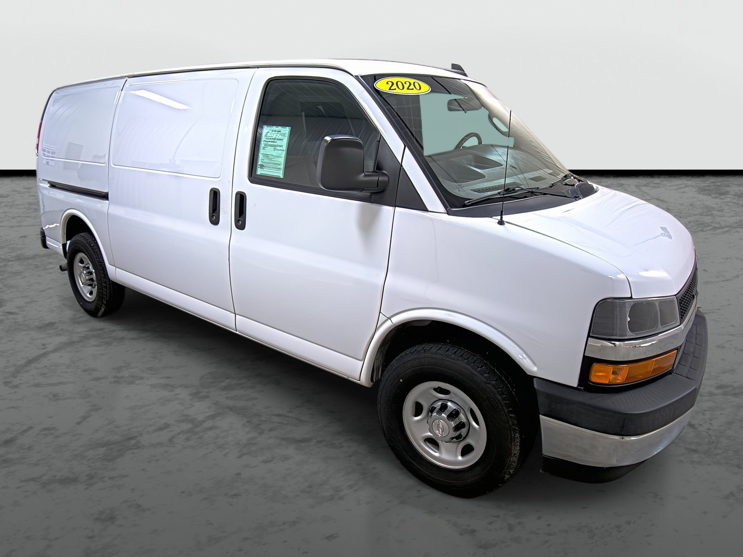Used 2020 Chevrolet Express 2500 w/ Driver Convenience Package RWD image 5