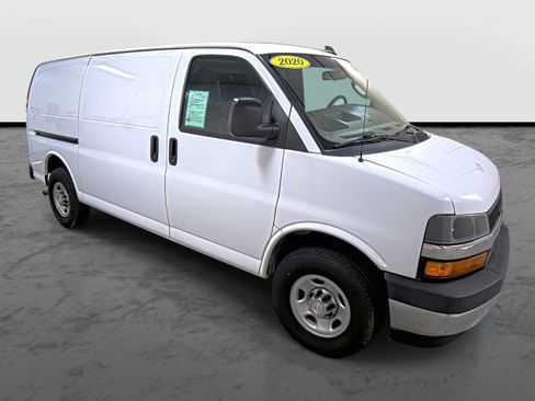 Used 2020 Chevrolet Express 2500 w/ Driver Convenience Package RWD image 5