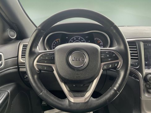 Used 2018 Jeep Grand Cherokee Limited AWD/4WD image 14