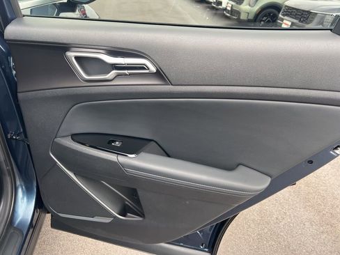 Certified 2023 Kia Sportage EX image 15