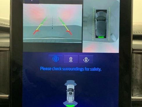 Used 2022 Ford Explorer Platinum w/ Technology Package AWD/4WD image 29