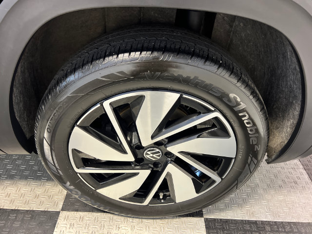 Certified 2024 Volkswagen Atlas SE FWD image 16